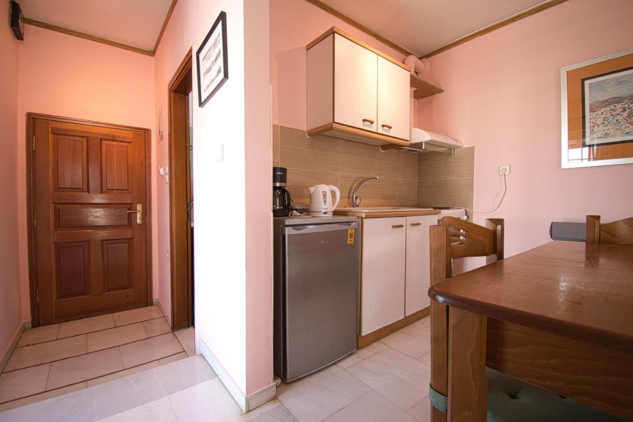 Апартаменти Tiny Studio Marousi Area Афіни Екстер'єр фото