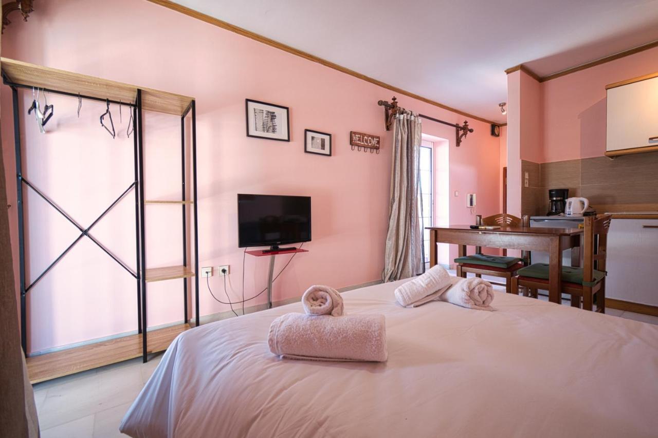 Апартаменти Tiny Studio Marousi Area Афіни Екстер'єр фото